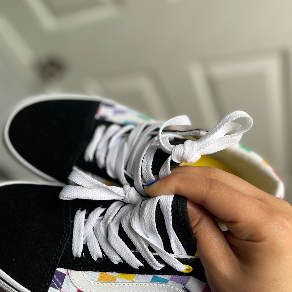 Vans - Picture 4 of 4